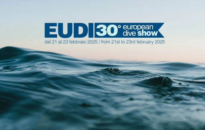 Logo della trentesima edizione dell'EUDI Show, 21-23 febbraio 2025, sopra il mare